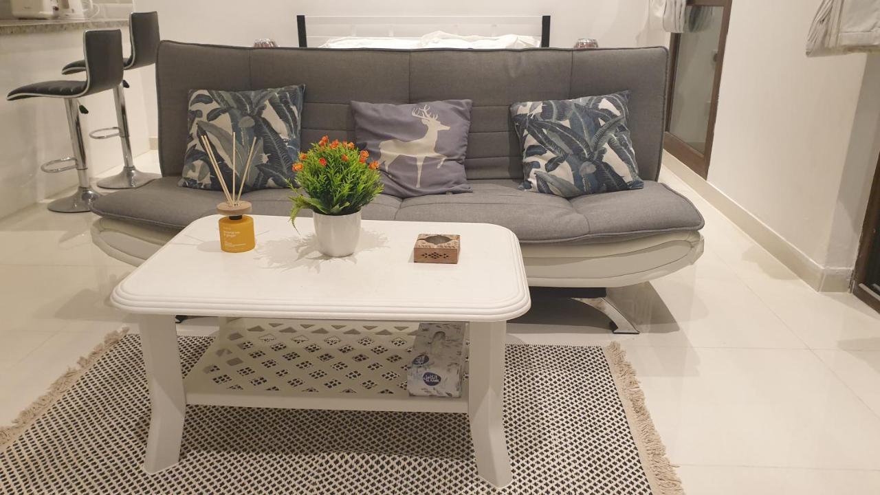 Paradise Hawana Studio Apartment Salalah Bagian luar foto